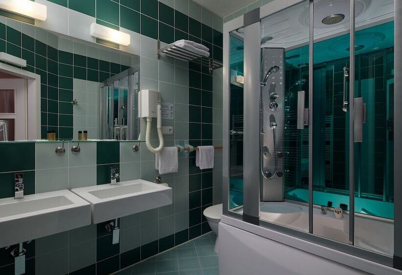 Президентский Люкс, Wellness Hotel Lužan