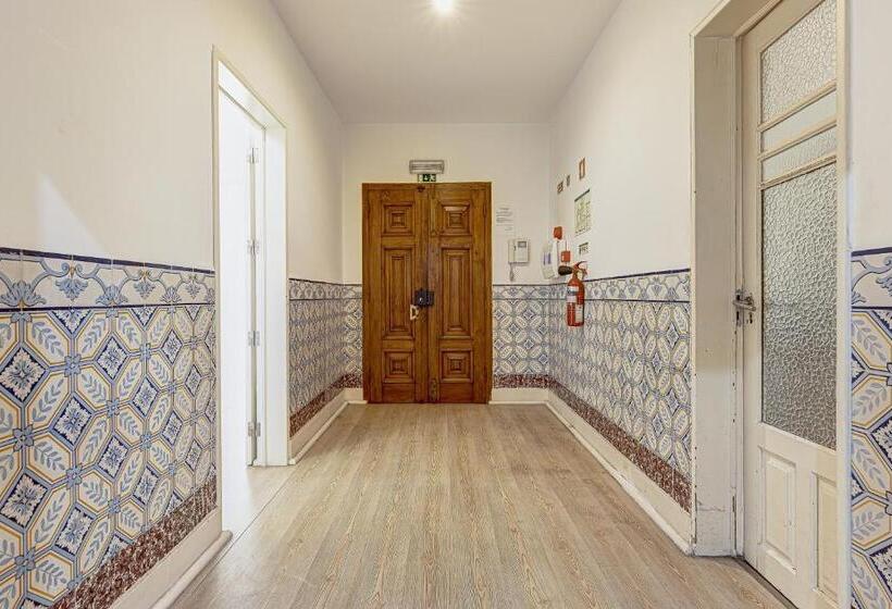 Номер Стандарт Индивидуальный Совместная Ванная, Castilho Residence