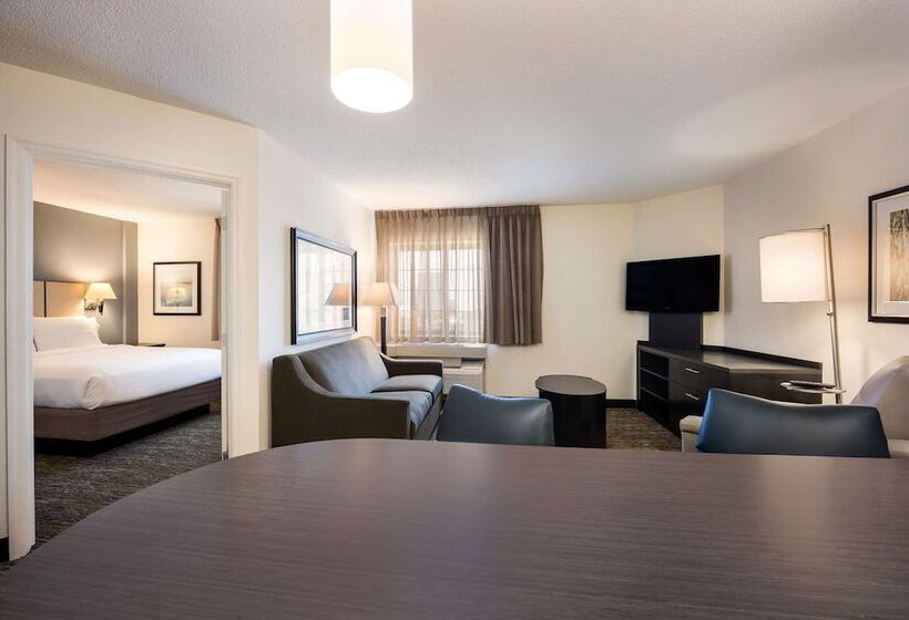 스위트, Sonesta Simply Suites Chicago Waukegan