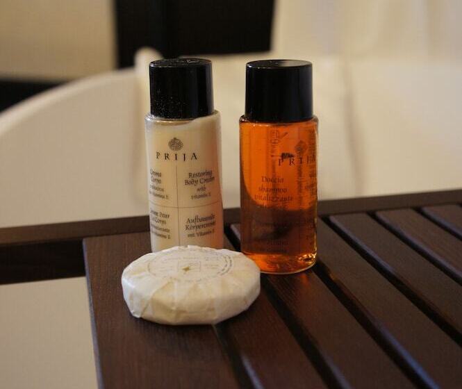 سوییت جونیور, Tonic Hotel Saint Germain Des Prés