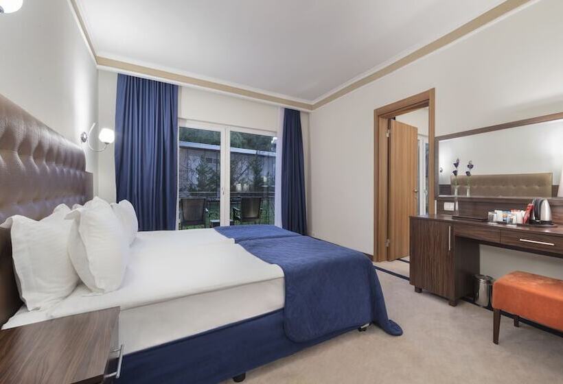 Семейный Номер, Pine Beach Belek
