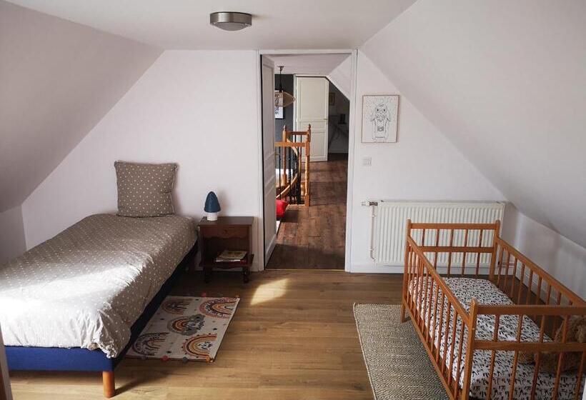 Семейный Номер, Le Domaine De Coat Rogan L Espace Familial