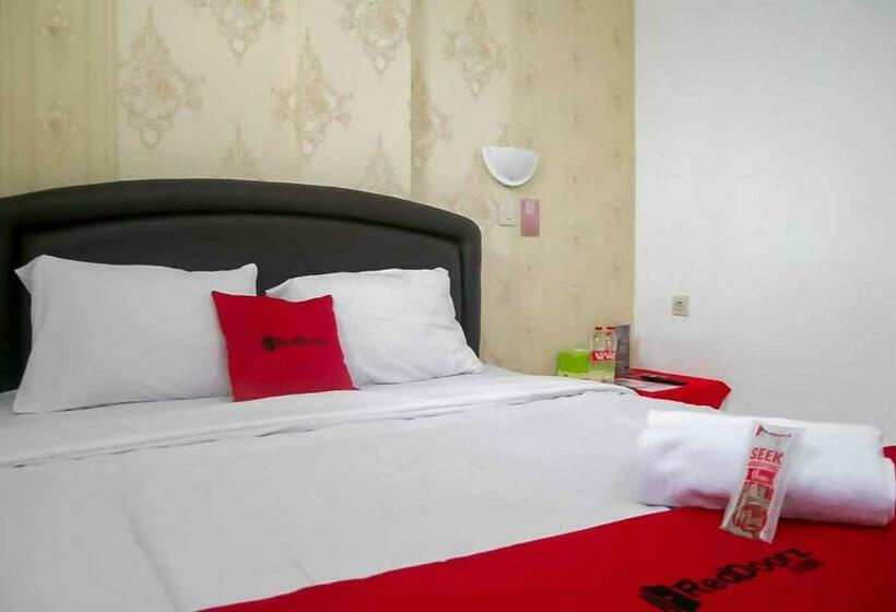 Номер Стандарт, Reddoorz Plus @ Alun Alun Nganjuk