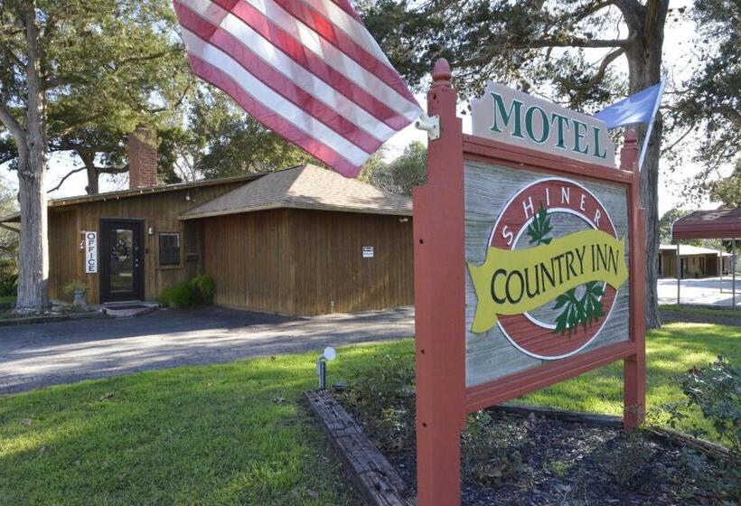 Номер Стандарт, Shiner Country Inn
