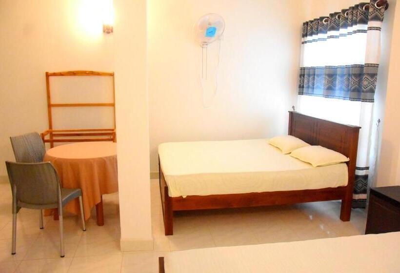 Семейный Номер, Wingate Hotel Wilgamuwa