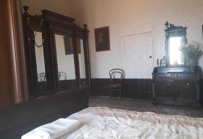 Стандартный Номер Кровать Кинг, Casato Lioy