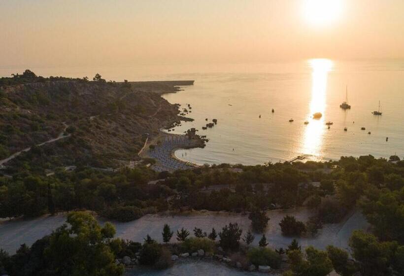 스탠다드 스튜디오, Governors Beach Panayiotis