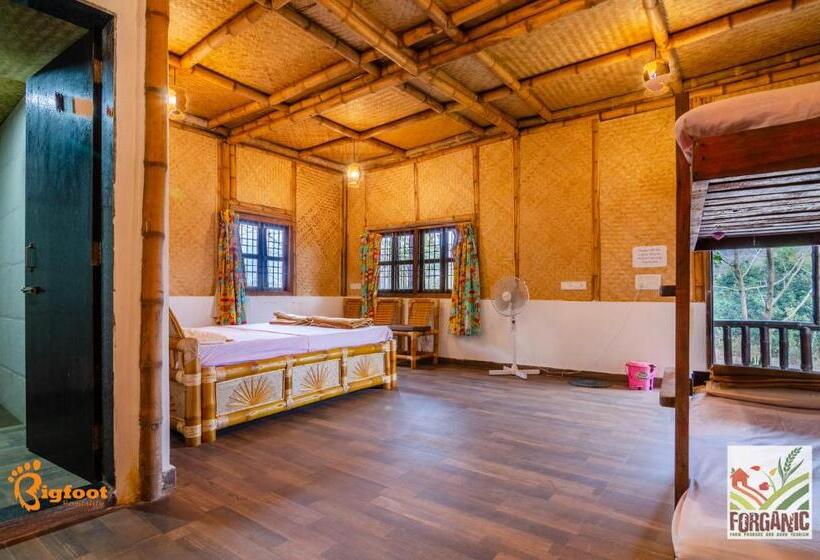 Хижина, Bigfoot Stay   Forganic Farm & Agro Tourism