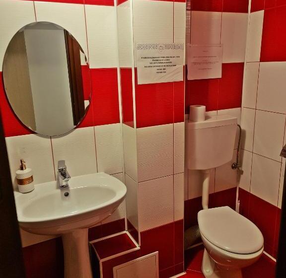 Quarto Triplo Superior, Casa Leu