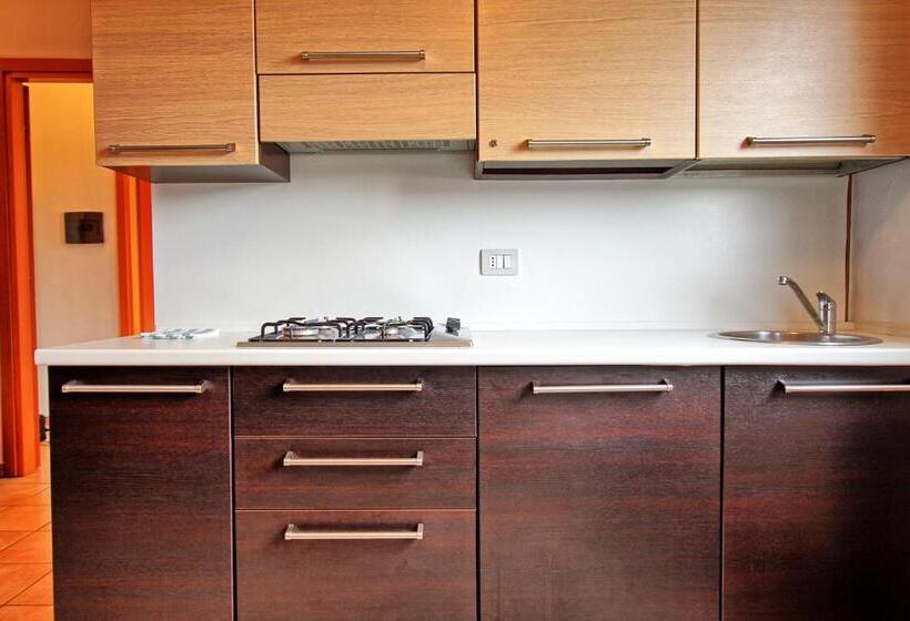 Студия Стандарт, La Chiocciola Guesthouse Briantea