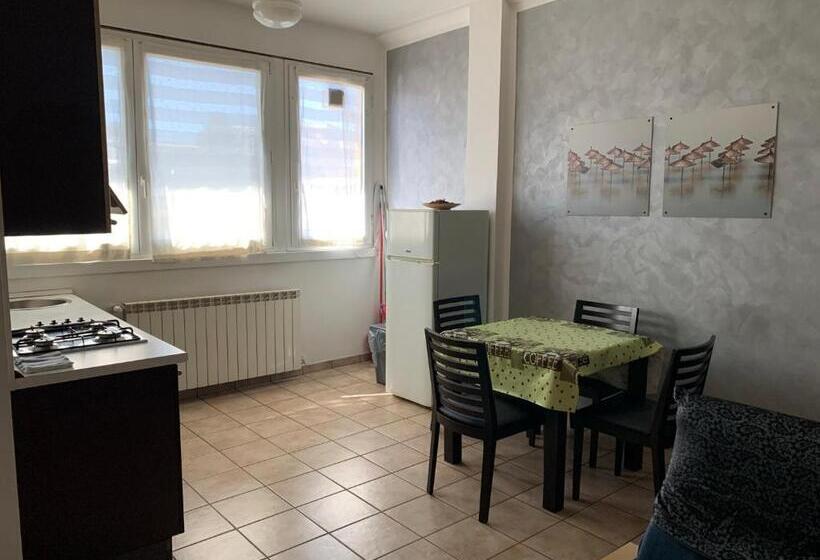 Трехместный Номер Базовый, La Chiocciola Guesthouse Briantea
