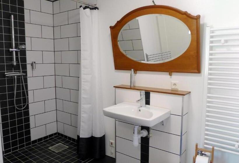 سوییت, Lilla Trulla Gårdshotell   Feels Like Home