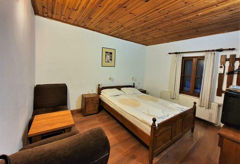 Номер Стандарт, Yakovtsi Inn