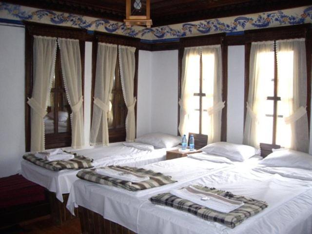Четырехместный Номер Стандарт, Popsokol House