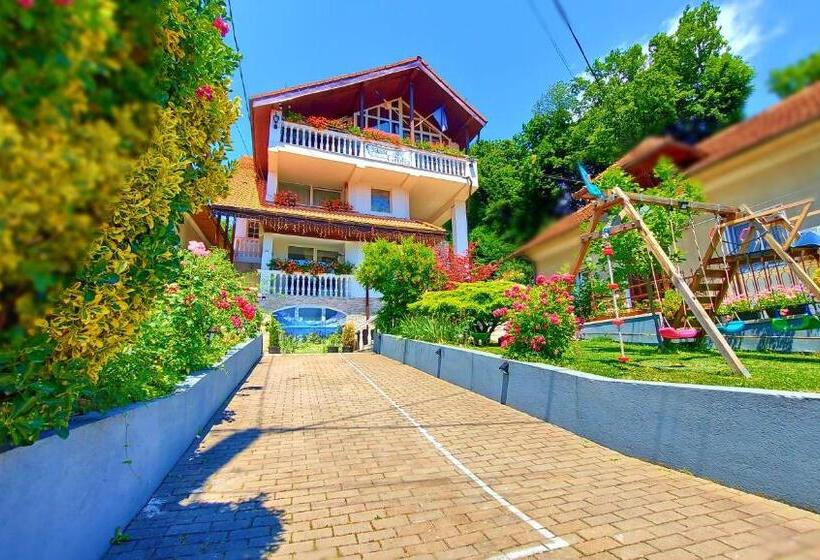 Номер Стандарт Вид на Город, Casa Giulia