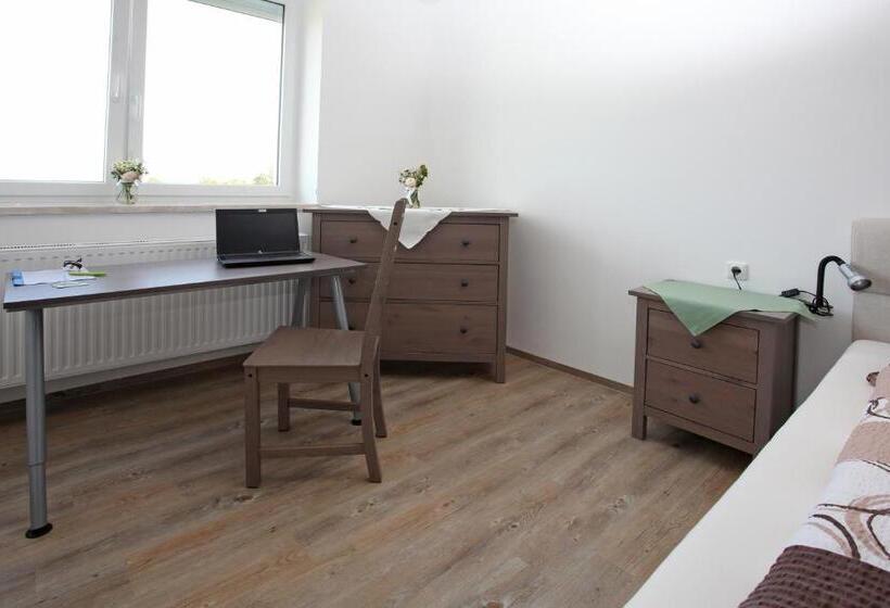 Номер Стандарт, Pension Weinbauer