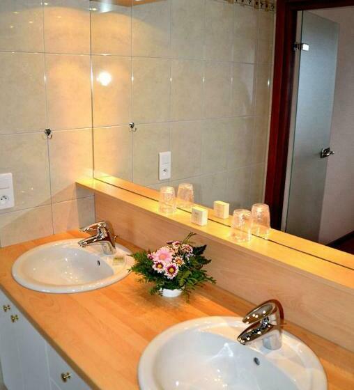 Номер Deluxe, Hôtel Restaurant Roess