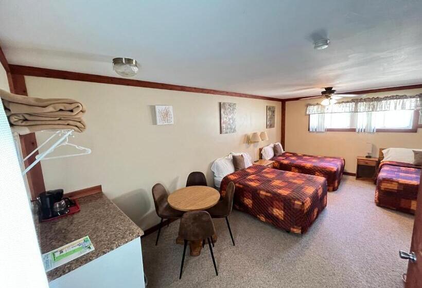 Quarto Triplo Estandar, Honor Motel
