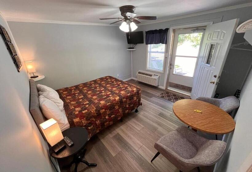 Quarto Deluxe, Honor Motel