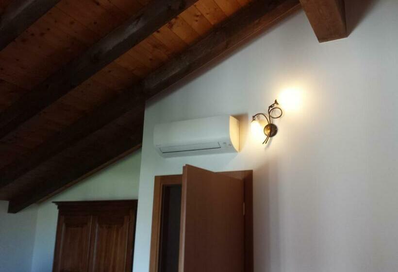 Quarto Triplo Estandar, Farmstay Alloggio Cort Di Branc