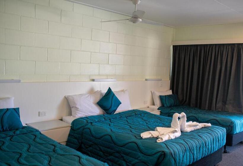 패밀리 룸, Mundubbera Motel