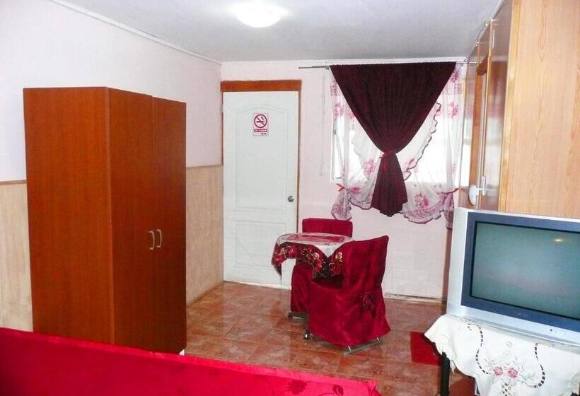 Семейный Номер, Hospedaje Glamour