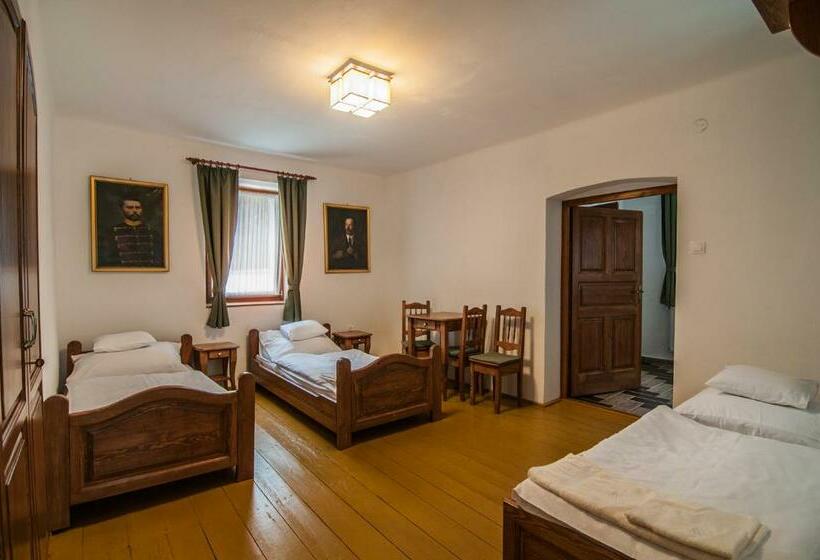 Номер Стандарт Трехместный, Zsirai Guest House