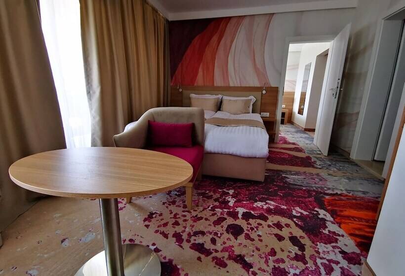 Номер Стандарт Вид на Море с Балконом, Europe Hotel & Casino All Inclusive