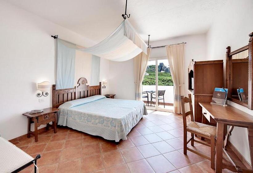トリプルクラシックルーム, Colonna Grand Hotel Capo Testa, A Colonna Luxury Beach Hotel, Santa Teresa Sardegna