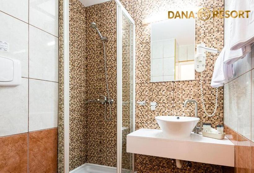 标准间带阳台, Dana Resort