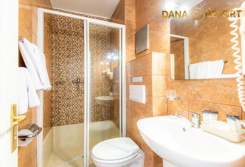 اتاق استاندارد با بالکن, Dana Resort