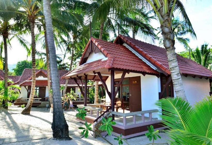 Бунгало Стандарт, First Bungalow Beach Resort