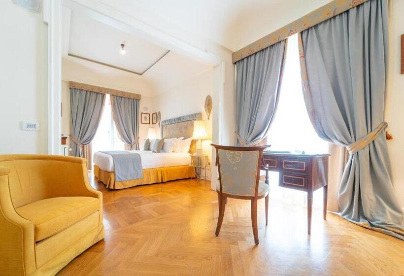 Полулюкс, Relais Villa San Martino
