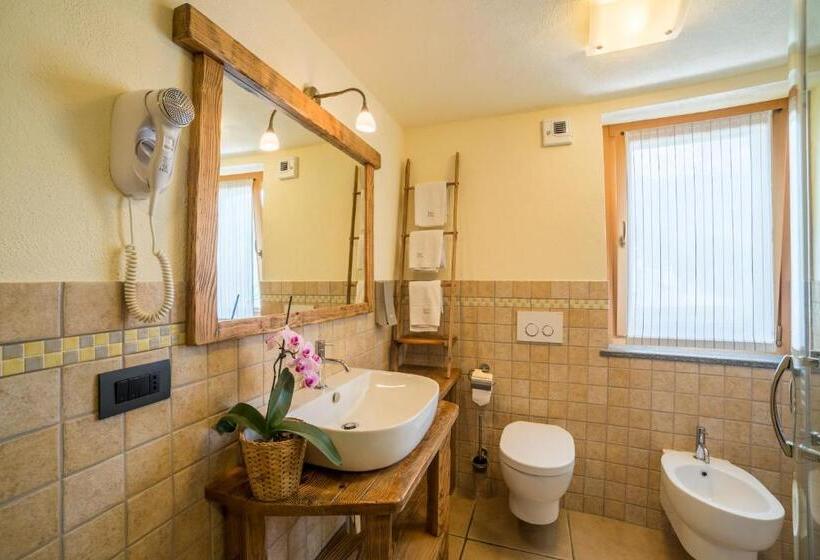 Номер Стандарт Вид на Горы, Relais Du Paradis Chambres D'hôtes