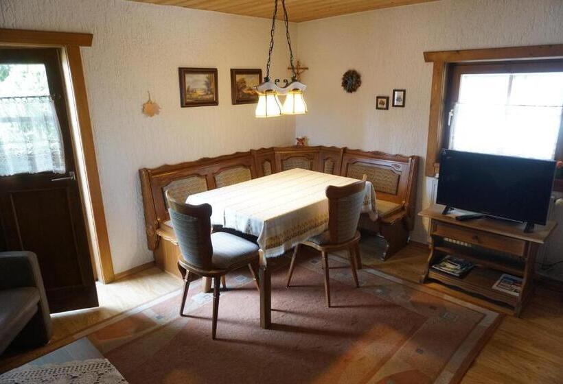 Апартаменты 2 Спальни, Pension & Fewos Fuchs