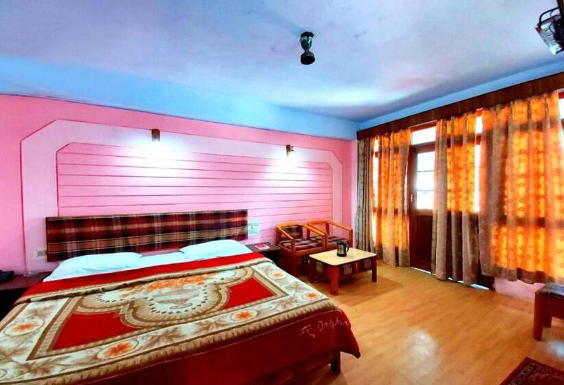 اتاق لوکس, Goroomgo Radha Continental Nainital Near Naini Lake   Excellent Customer Service