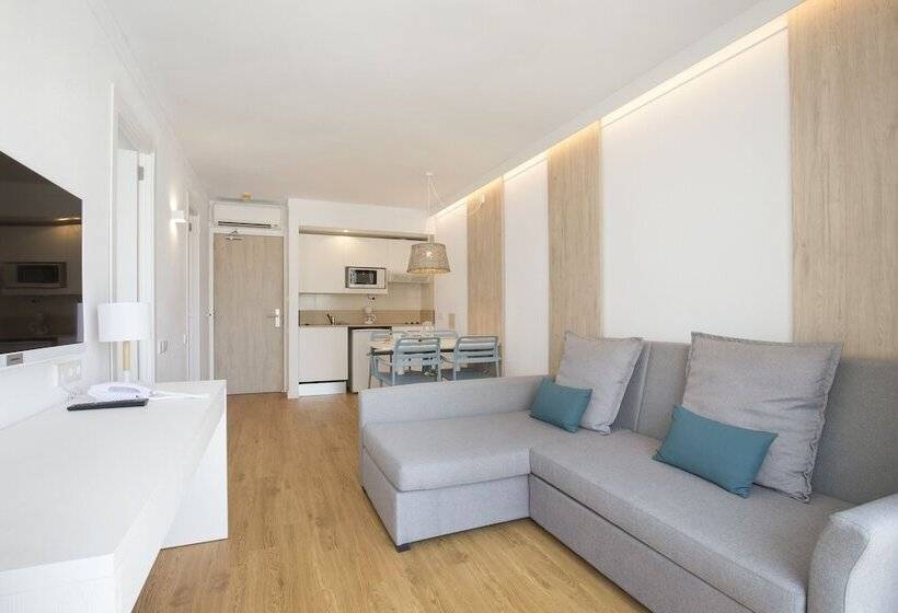 Апартаменты Deluxe 1 Спальня Вид на Море, Cabot Hobby Club Apartments