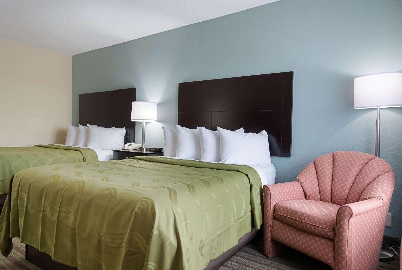 Junior Suite, Hulku