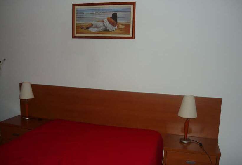 Апартаменты 2 Спальни, Monte Dos Avos Village  Pet Friendly