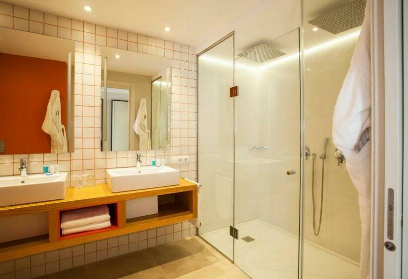Люкс Повышенной Комфортности, Vanilla Garden Boutique Hotel   Adults Only