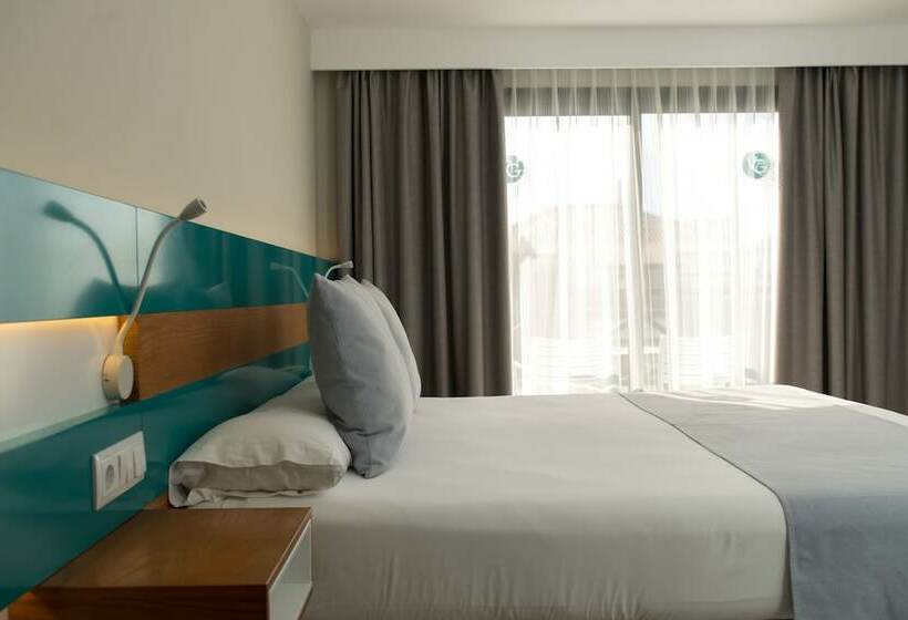 Полулюкс, Vanilla Garden Boutique Hotel   Adults Only