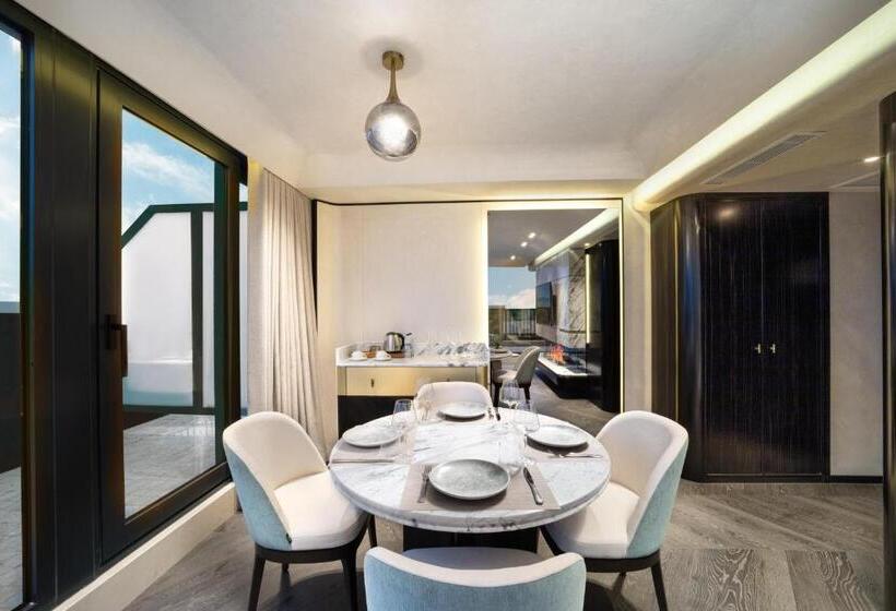 バルコニー付スイート, Bentley Hotel Bosphorus   Special Class