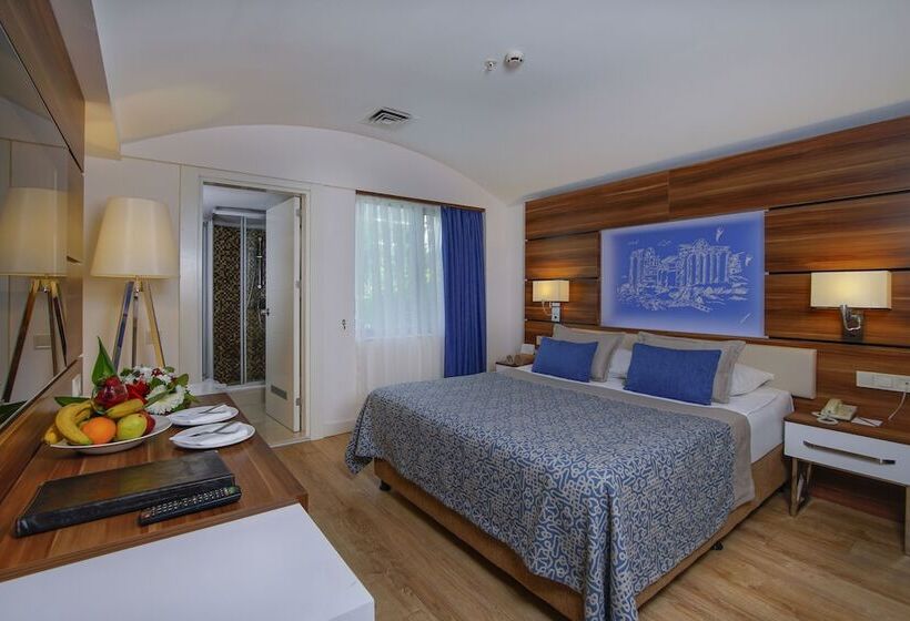 Семейный Номер, Limak Atlantis Deluxe Hotel Belek