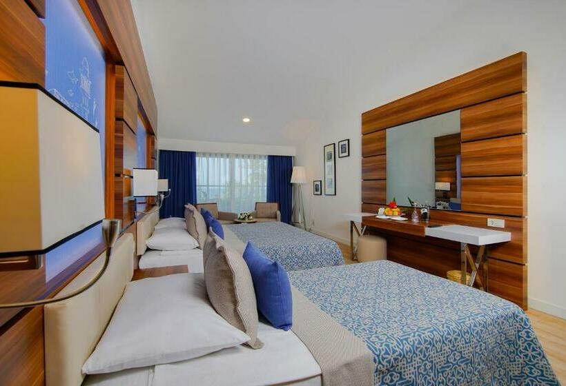 Люкс с гидромассажем, Limak Atlantis Deluxe Hotel Belek