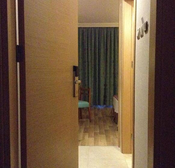 Номер Стандарт, Sesin