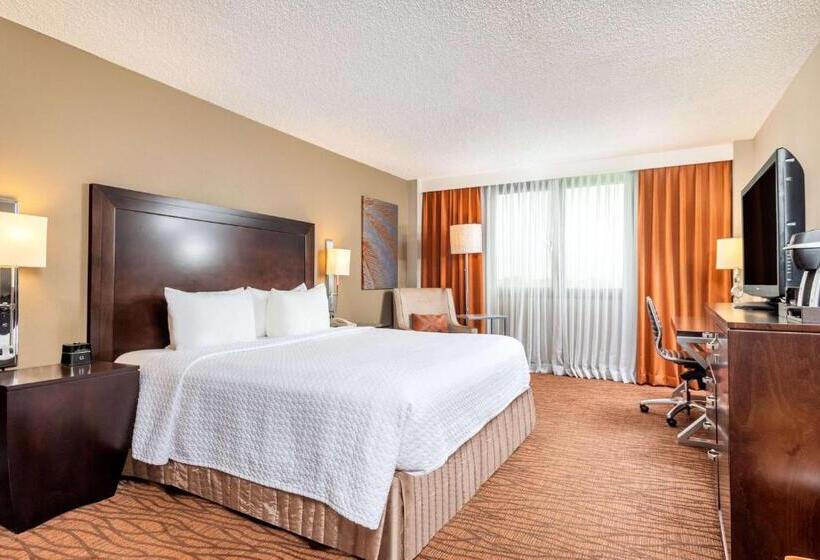 Quarto Deluxe Cama King, Sonesta Miami Airport
