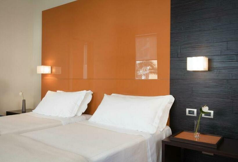 Номер Deluxe, Unahotels T Hotel Cagliari