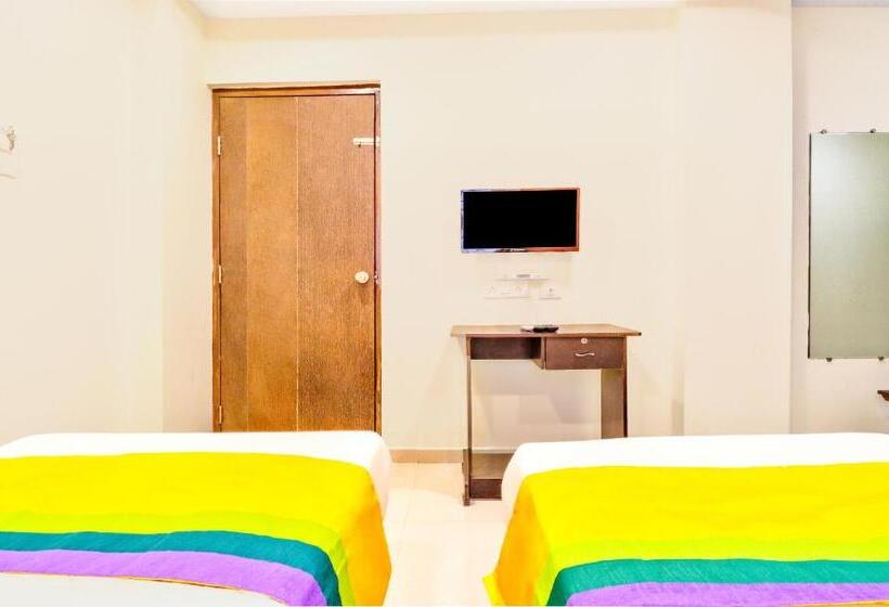 اتاق استاندارد, Itsy Hotels Carnival Inn