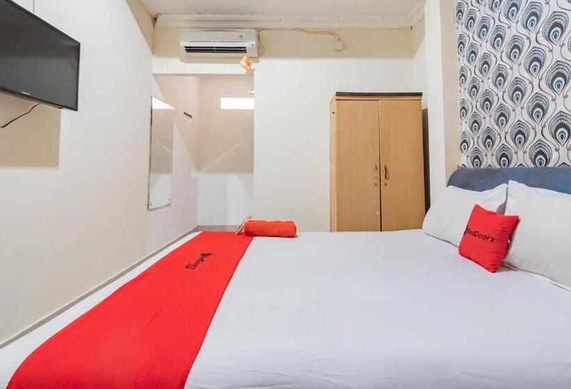 Номер Стандарт, Reddoorz Near Pasar Klandasan Balikpapan