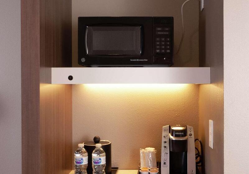 Полулюкс Кровать Кинг, Hilton Garden Inn Atlanta Airport/millenium Center
